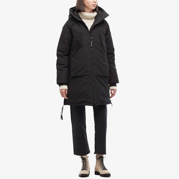 Canada Goose Olympia Down Parka. Size Medium. EUC. Poshmark authentication. - Picture 1 of 16